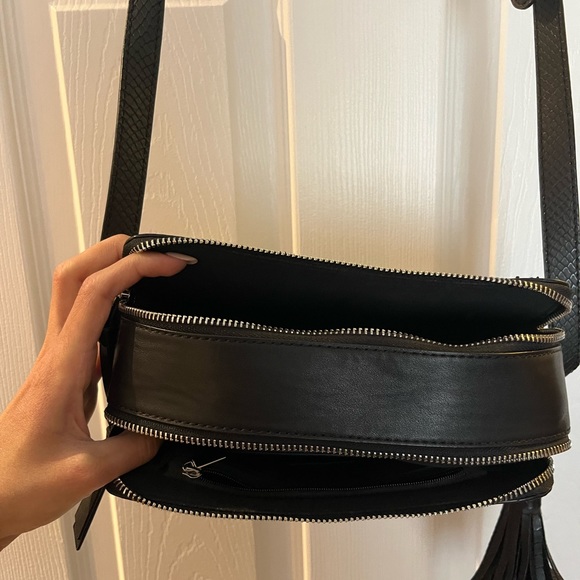 Call it Spring Snakeskin Crossbody Bag with Double Purse Compartments - Picture 6 of 8